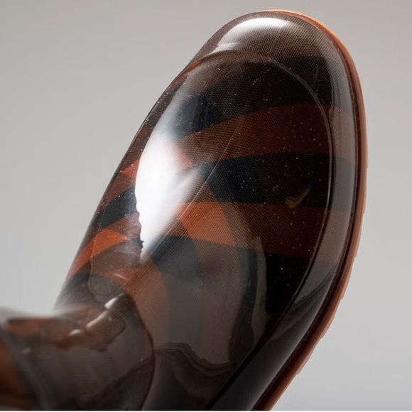 Burberry Tynedale Check Rain Boots Size 37 Retail $395 EUC - Picture 7 of 14